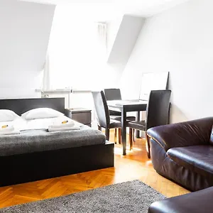  Apartament 2 Bedroom Apartment, Heart Of Tomasza St Polska